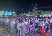 강화 새우젓 축제 대성황… 외포항 사흘간 관광객 발길 이어져